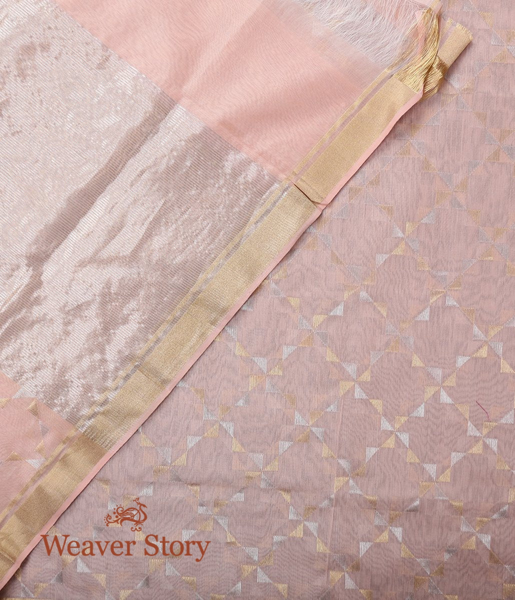 Handloom_Peach_Cotton_Silk_Chanderi_Dupatta_with_Gold_and_Silver_Zari_Jaal_WeaverStory_04