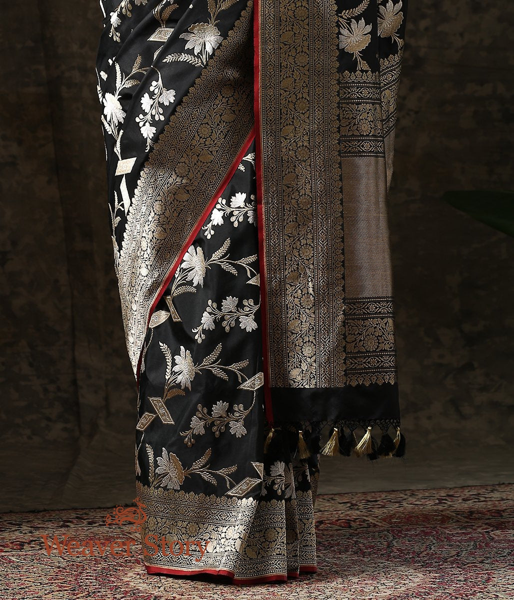 Handloom_Black_Sona_Rupa_Kadhwa_Jangla_Saree_WeaverStory_04