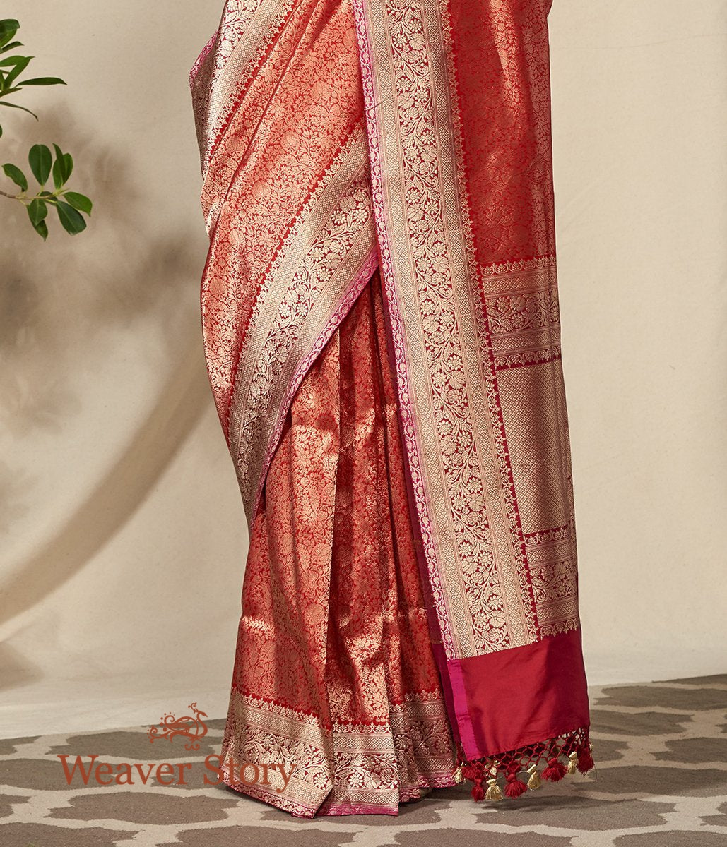 Handwoven_Red_Banarasi_Kimkhab_Saree_with_Pink_Selvedge_WeaverStory_04