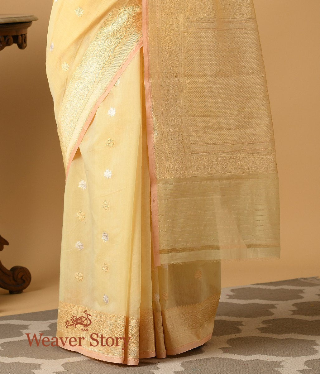 Handloom_Lemon_Yellow_Cotton_Kadhwa_Booti_Saree_WeaverStory_04