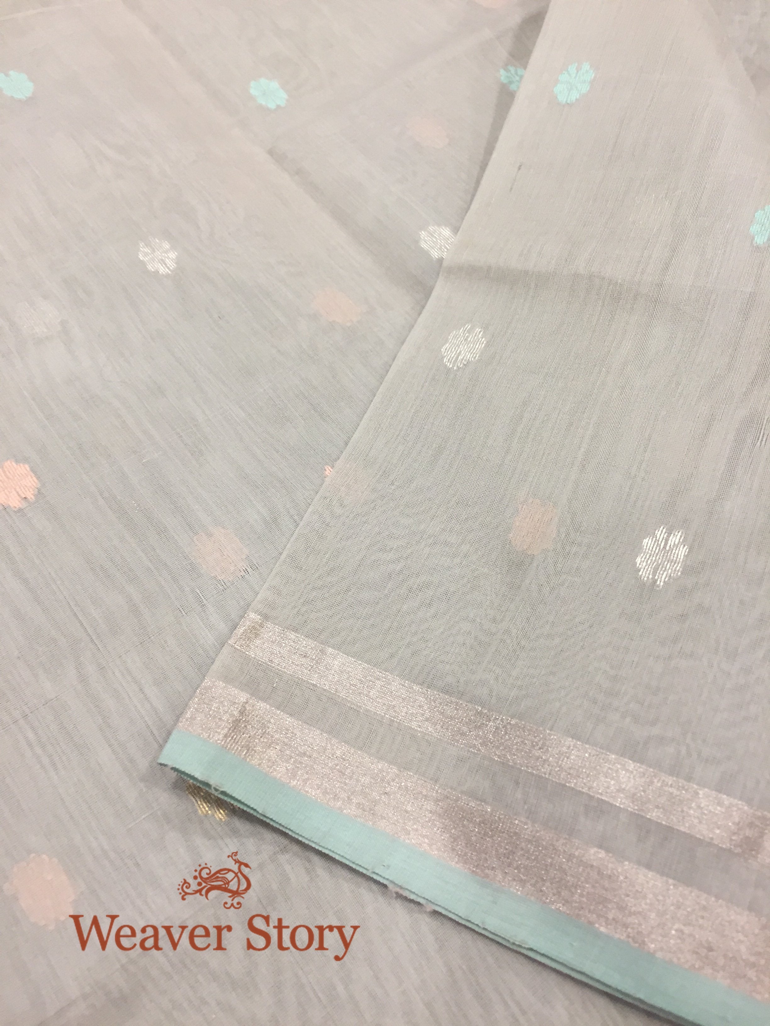 Handloom_Grey_Chanderi_Dupatta_with_Zari_Booti_WeaverStory_04