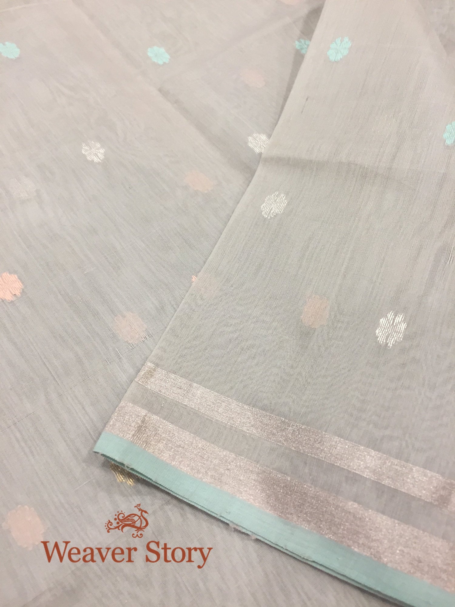 Handloom_Grey_Chanderi_Dupatta_with_Zari_Booti_WeaverStory_04
