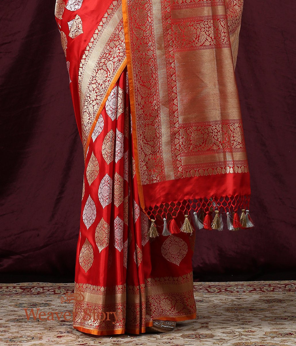 Handloom_Red_Kadhwa_Boota_Jangla_Saree_WeaverStory_04
