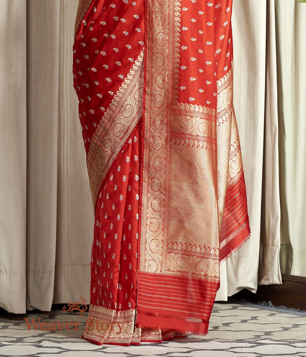 Handwoven_Red_Small_Alfi_Booti_Tested_Zari_WeaverStory_04