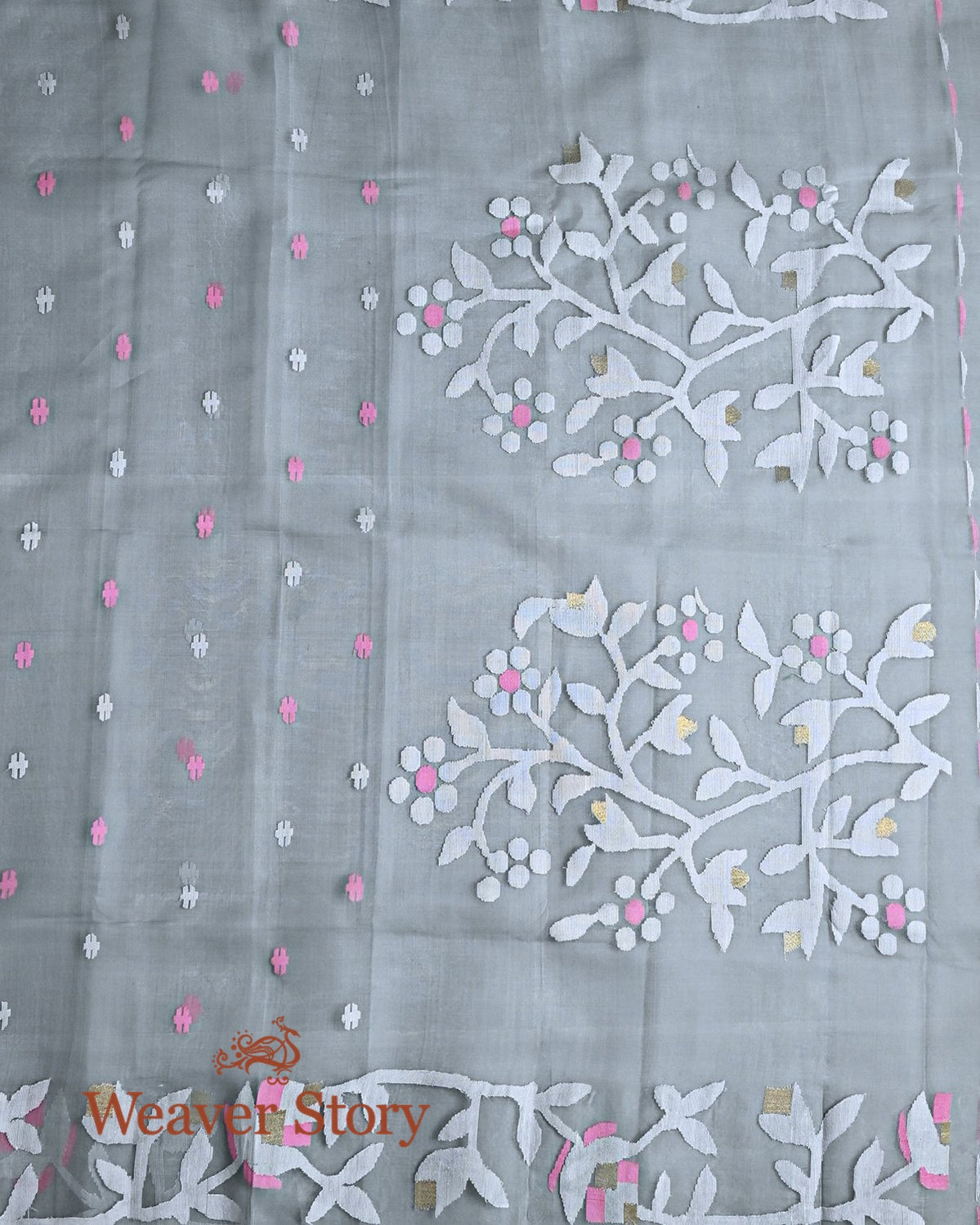 Handwoven_Cement_Grey_Silk_Muslin_Jamdani_Saree_WeaverStory_04