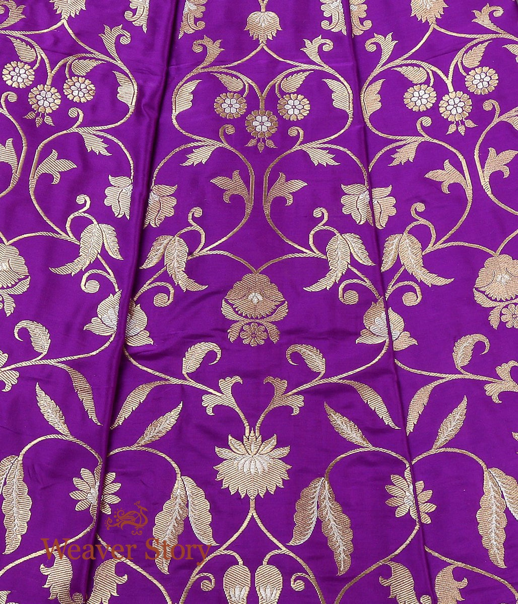 Handwoven_Purple_Banarasi_Lehenga_with_Red_Border_WeaverStory_09