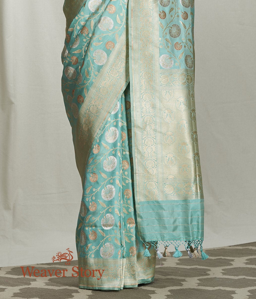 Handwoven_Light_Blue_Sona_Rupa_Cutwork_Jangla_Saree_WeaverStory_04