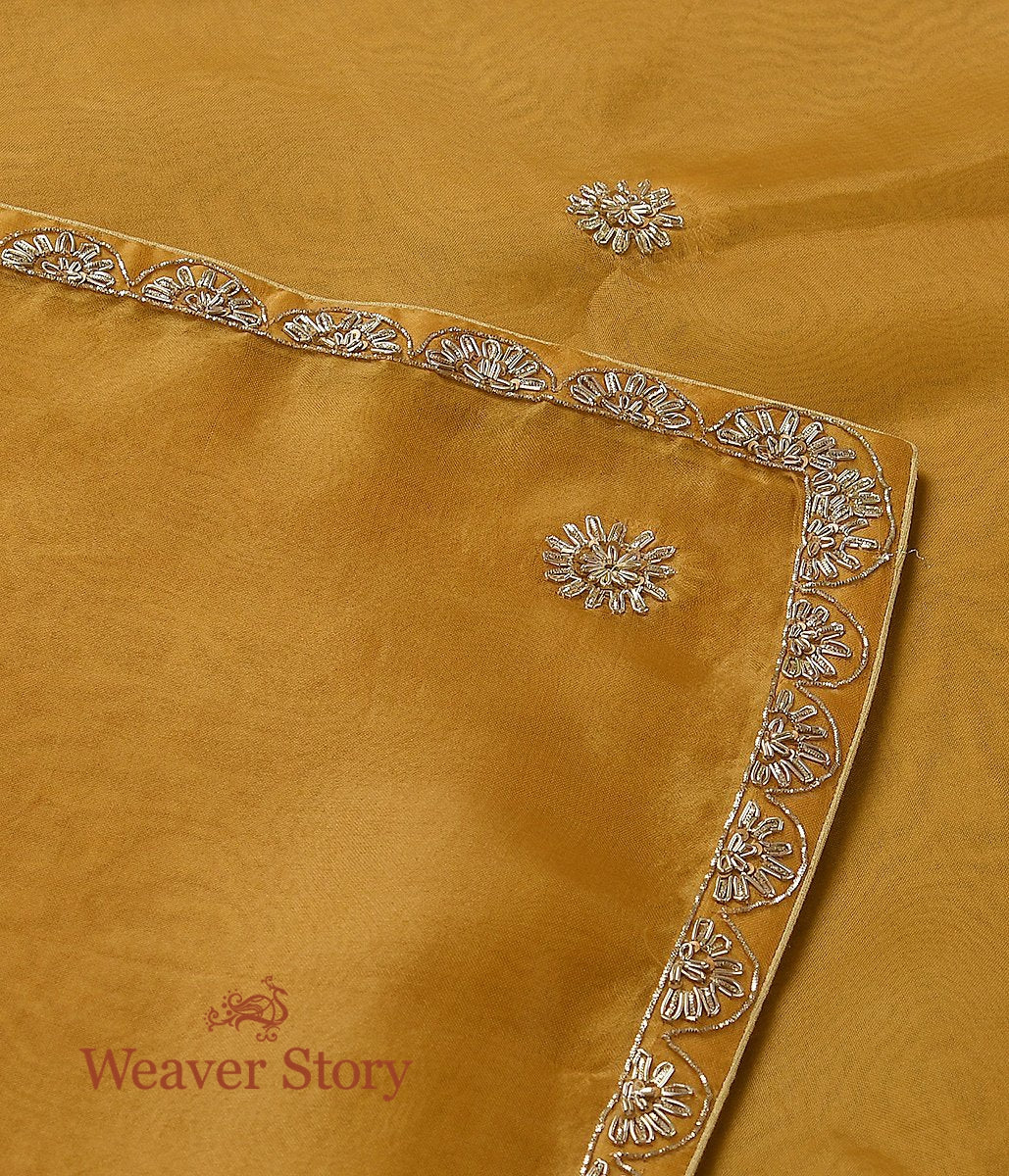 Handloom_Yellow_Dupatta_with_Scalloped_Zardozi_Work_WeaverStory_02