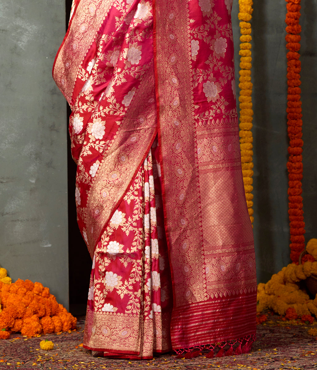 Handwoven_Pink_Angoor_Jangla_Saree_WeaverStory_04