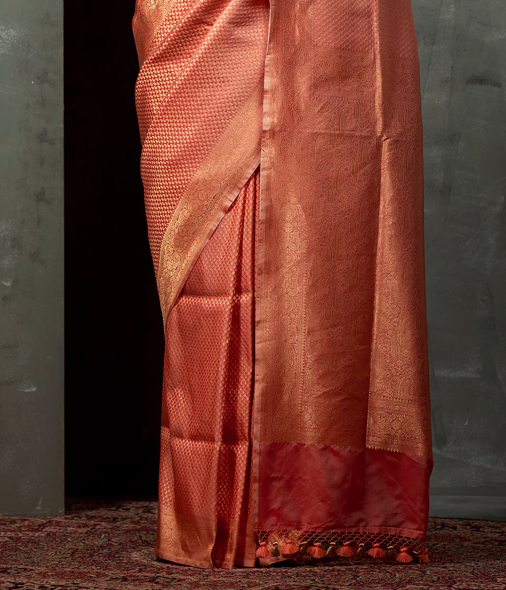 Handwoven_Peach_Katan_Silk_saree_with_Small_Paislye_Motifs_Woven_in_Zari_WeaverStory_04