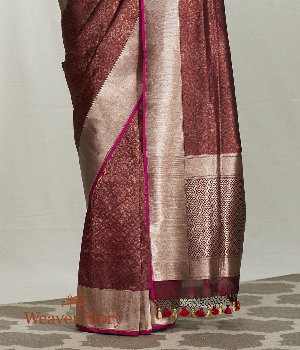 Handwoven_Brown_and_Copper_Zari_Tanchoi_with_Mehrab_Jaal_WeaverStory_04