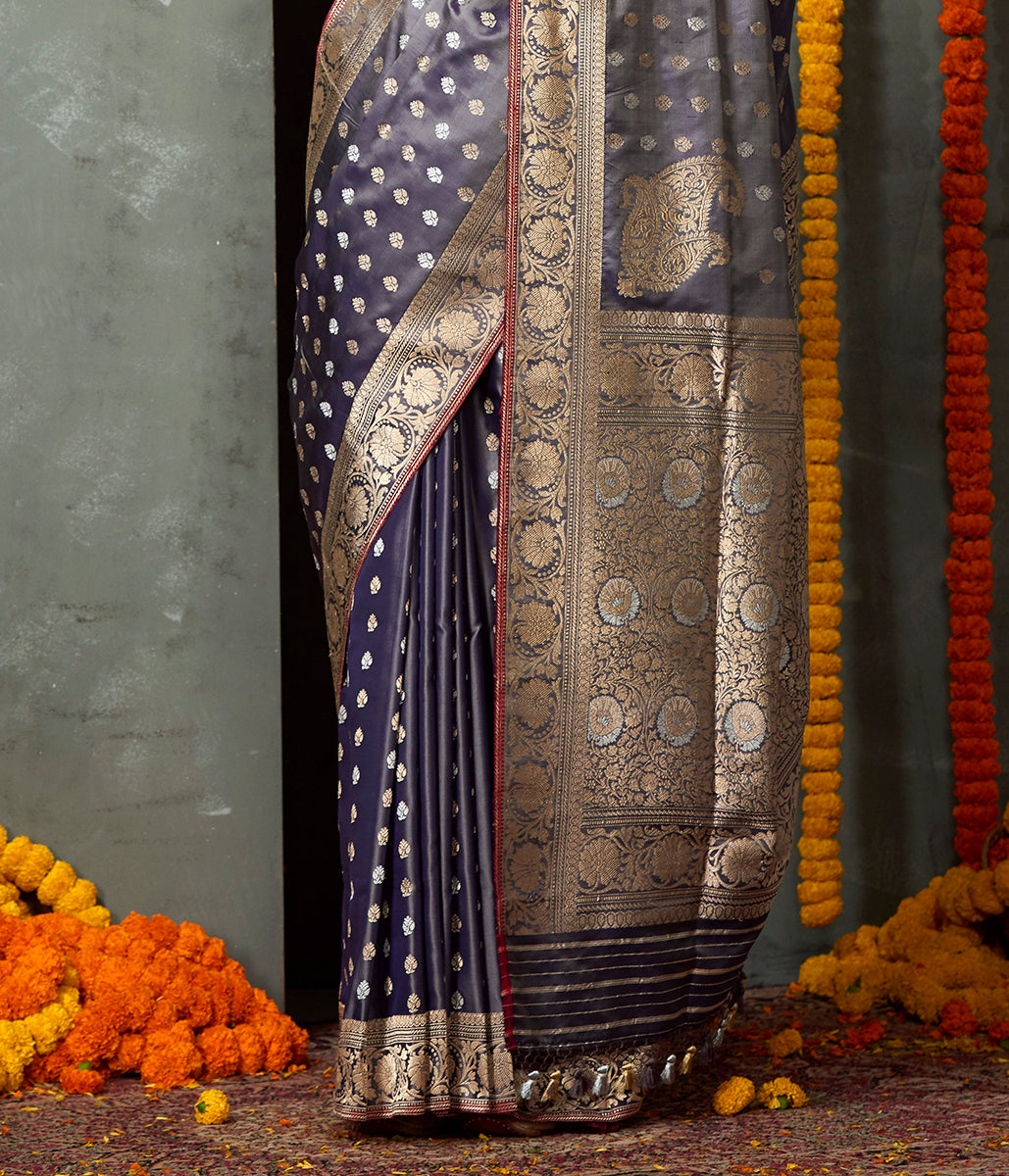 Handwoven_Grey_Blue_Konia_Booti_Jangla_Saree_WeaverStory_04