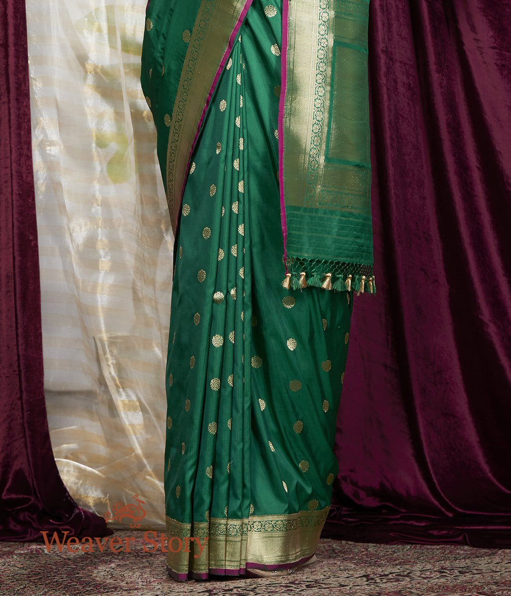 Handwoven_Green_Asharfi_Boota_saree_WeaverStory_04