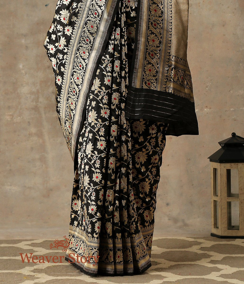 Handloom_Black_Cutwork_Banarasi_Saree_with_Meenakari_and_Jangla_Design_and_Brocade_Blouse_WeaverStory_04