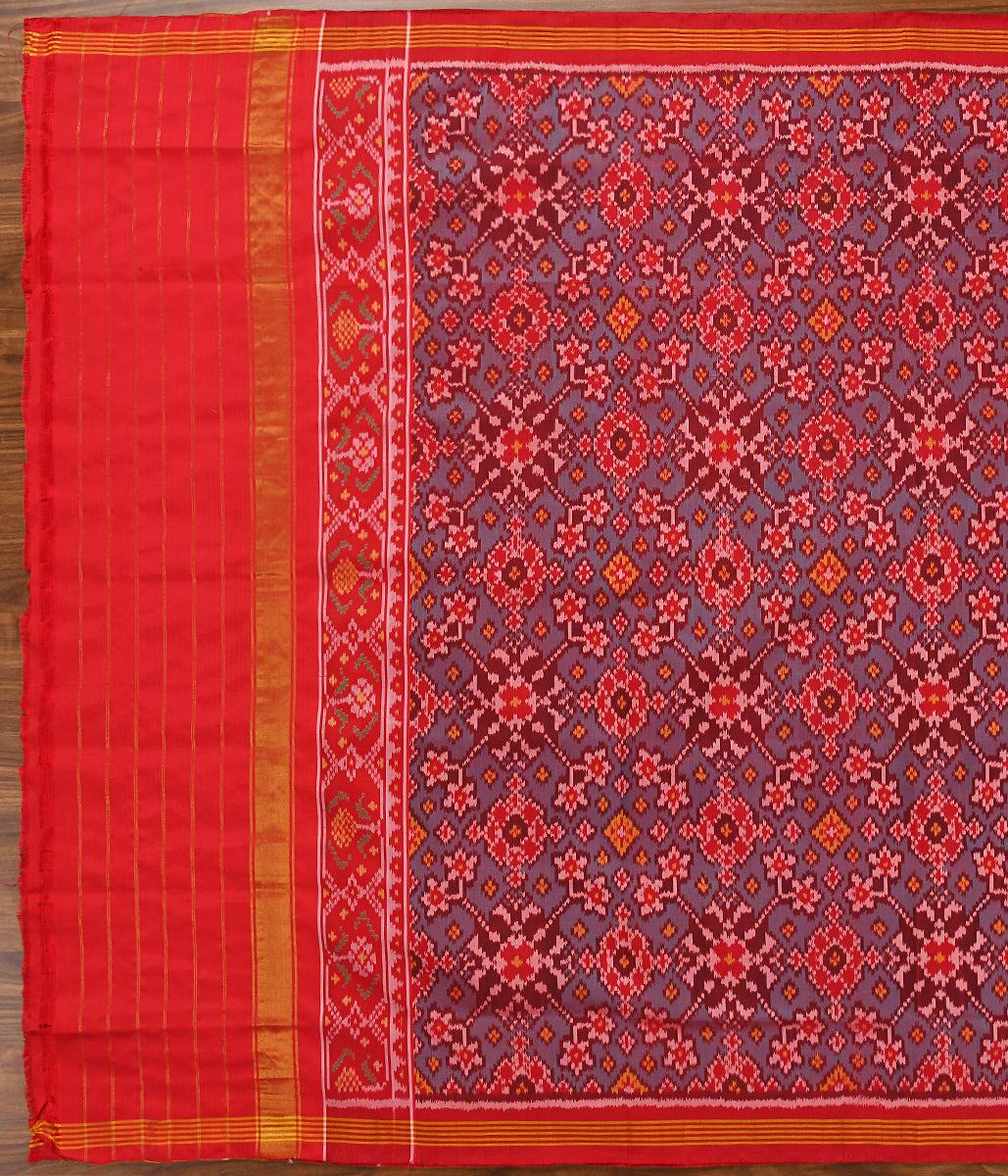 Handloom_Green_Red_Patola_Dupatta_WeaverStory_04