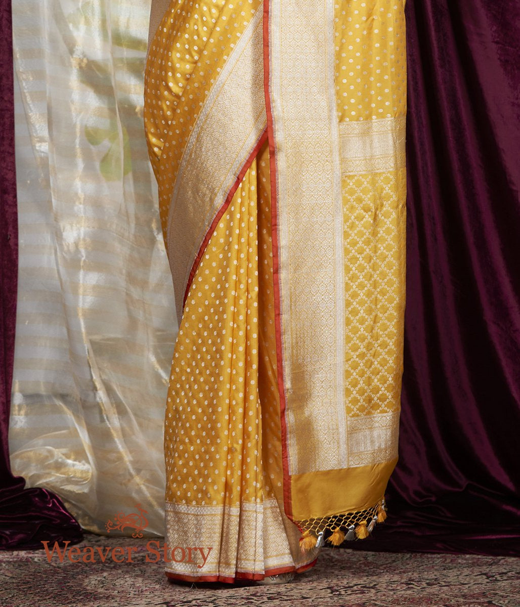 Handwoven_Yellow_Silver_Zari_Booti_Saree_WeaverStory_04