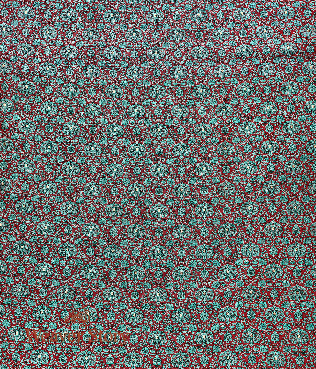 Handloom_Red_and_Green_Zari_Booti_Jaal_Fabric_WeaverStory_04