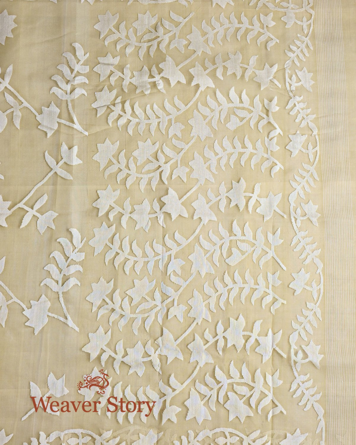 Handwoven_Pista_Green_Silk_Muslin_Jamdani_Saree_WeaverStory_04