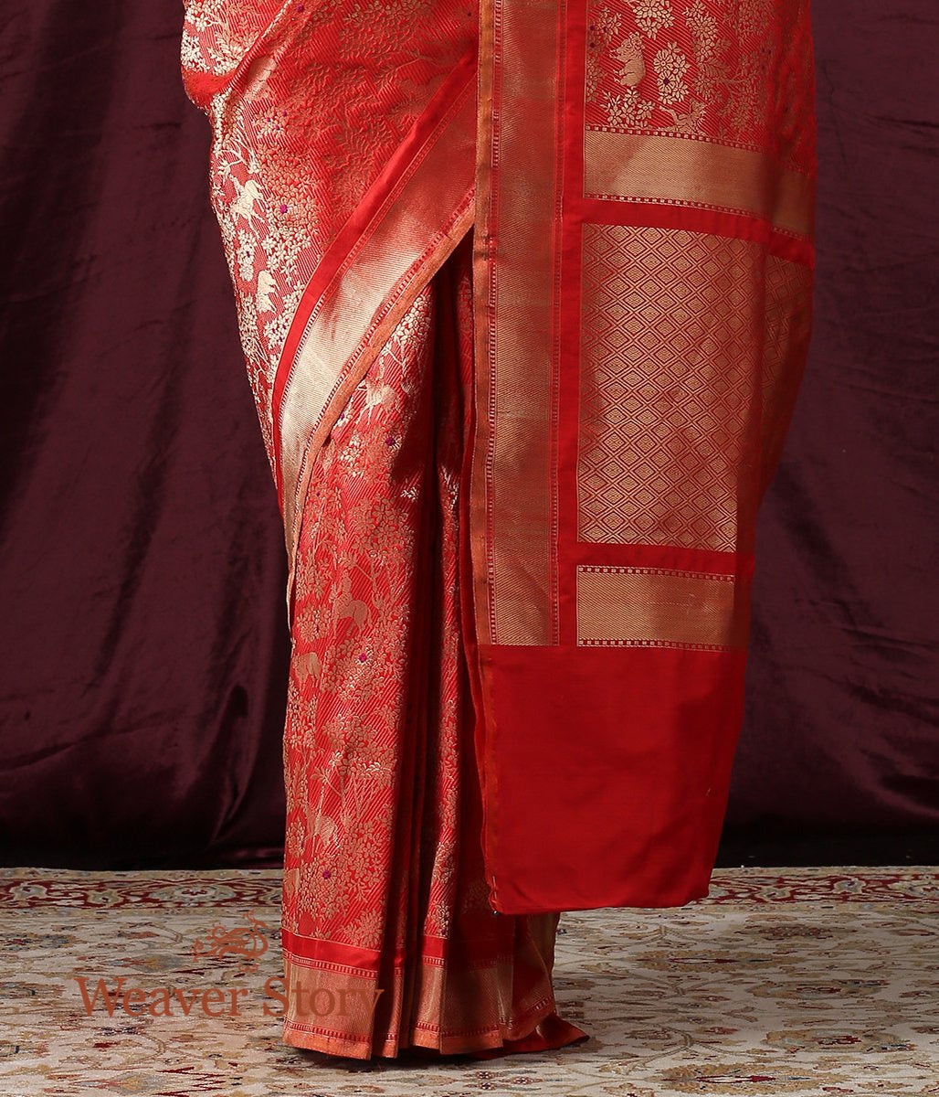 Handwoven_Red_Kimkhab_Shikargah_Saree_WeaverStory_04