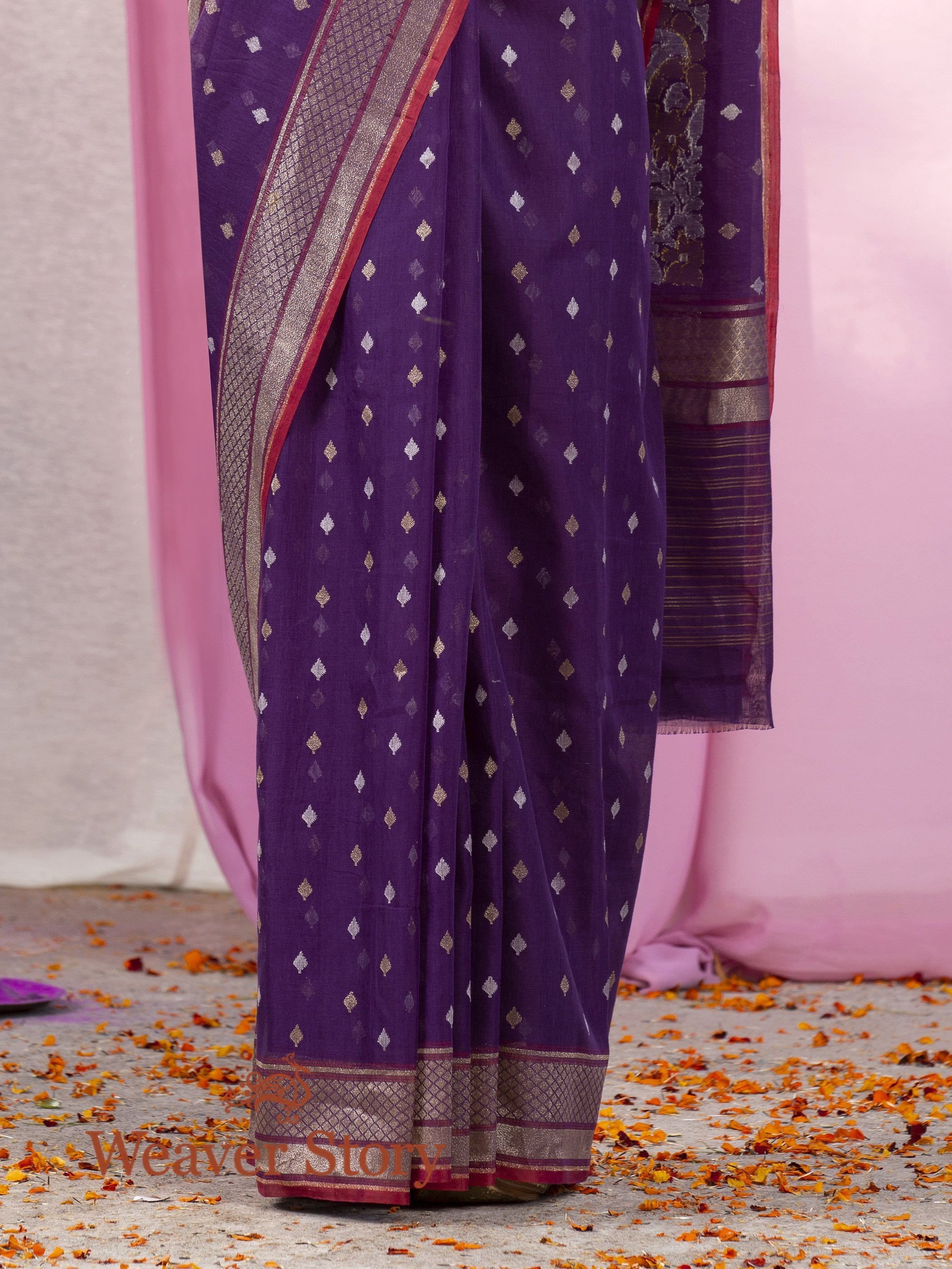 Handwoven_Purple_Cotton_Jamdani_Saree_WeaverStory_04