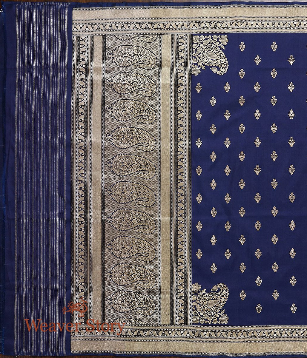 Handloom_Blue_Kadhwa_Booti_Dupatta_WeaverStory_02