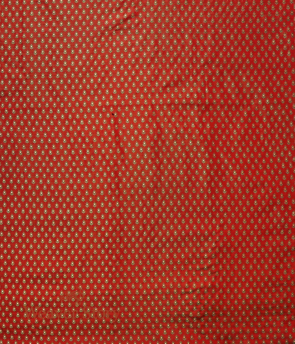 Handloom_Red_Green_Zari_Booti_Tanchoi_Fabric_WeaverStory_04