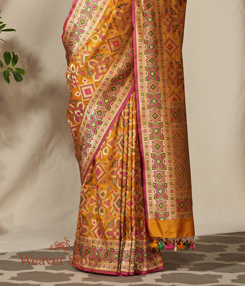 Handwoven_Banarasi_Patola_Saree_with_Zari_Meenakari_Border_WeaverStory_04