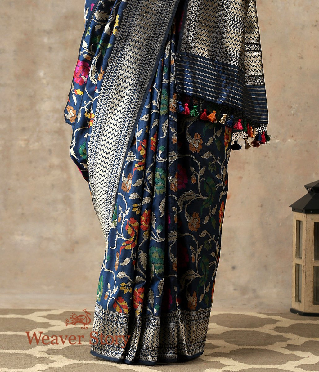 Handwoven_Blue_Banarasi_Jangla_Saree_with_all_over_Floral_Jaal_WeaverStory_04