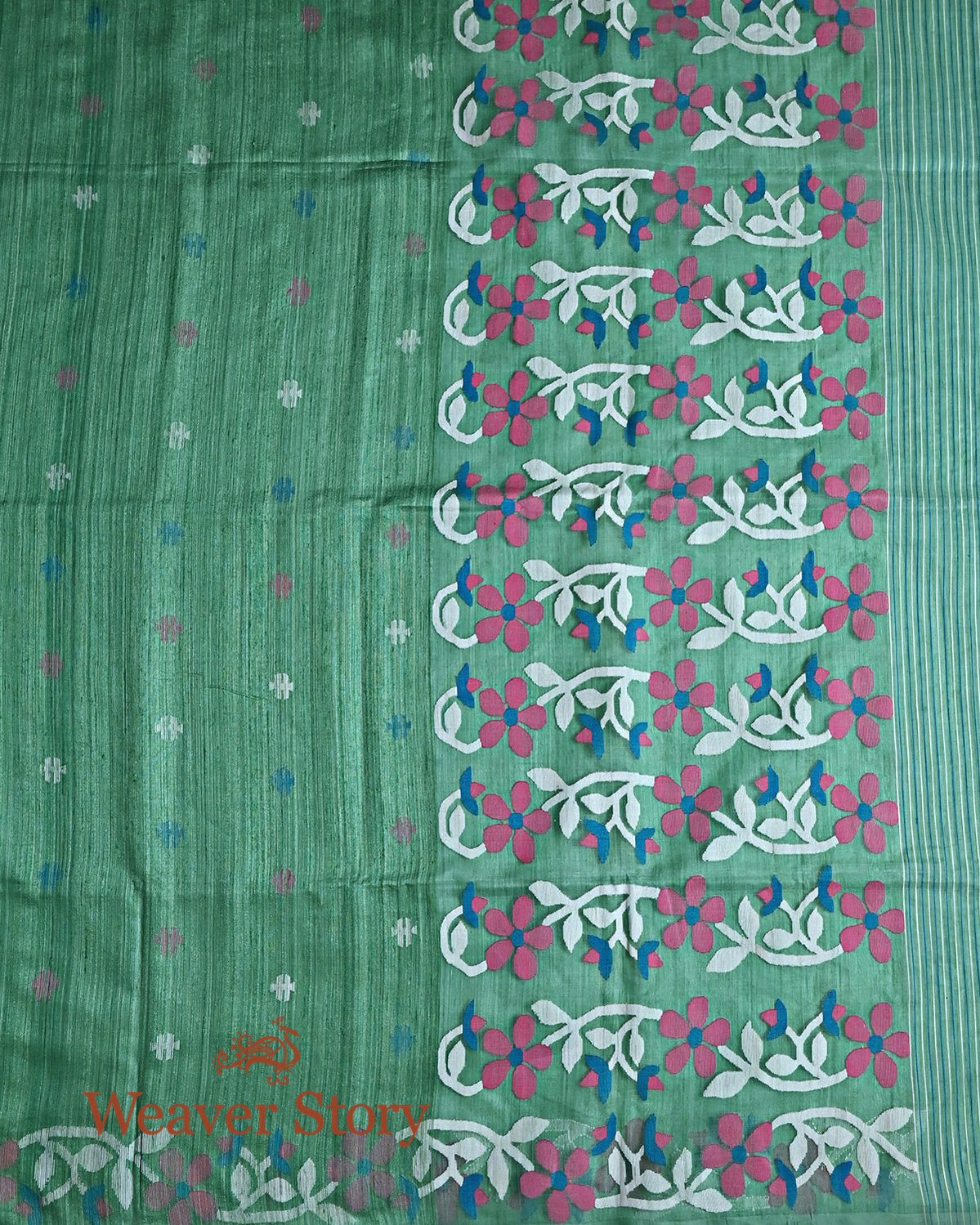 Handwoven_Green_Matka_Silk_Jamdani_Saree_WeaverStory_04