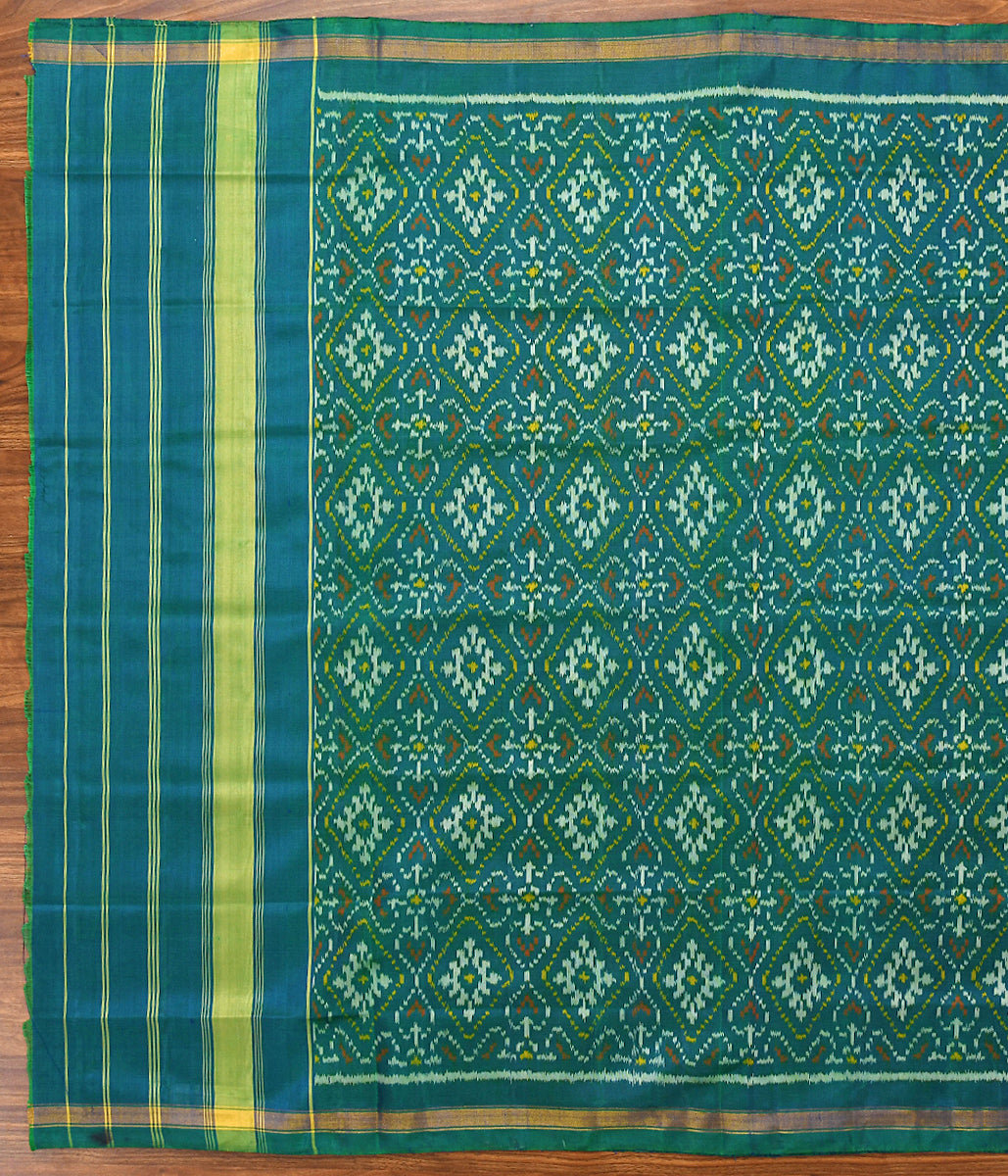 Handloom_Single_Ikat_Patola_Dupatta_in_Green_WeaverStory_04