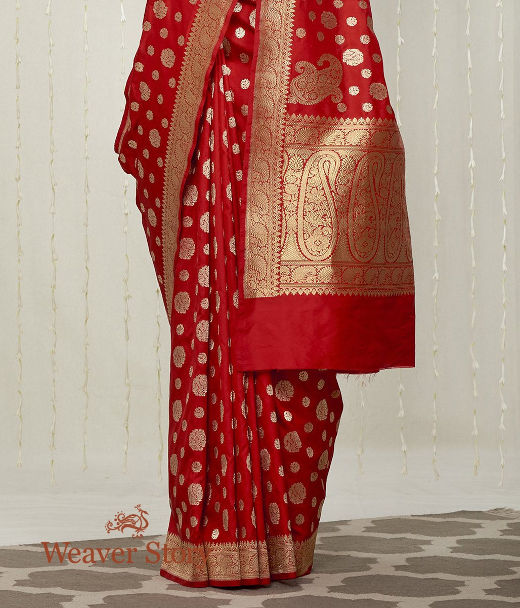 Handloom_Red_Sona_Rupa_Kadhwa_Boota_Saree_with_Small_Kairi_Border_and_Konia_WeaverStory_04