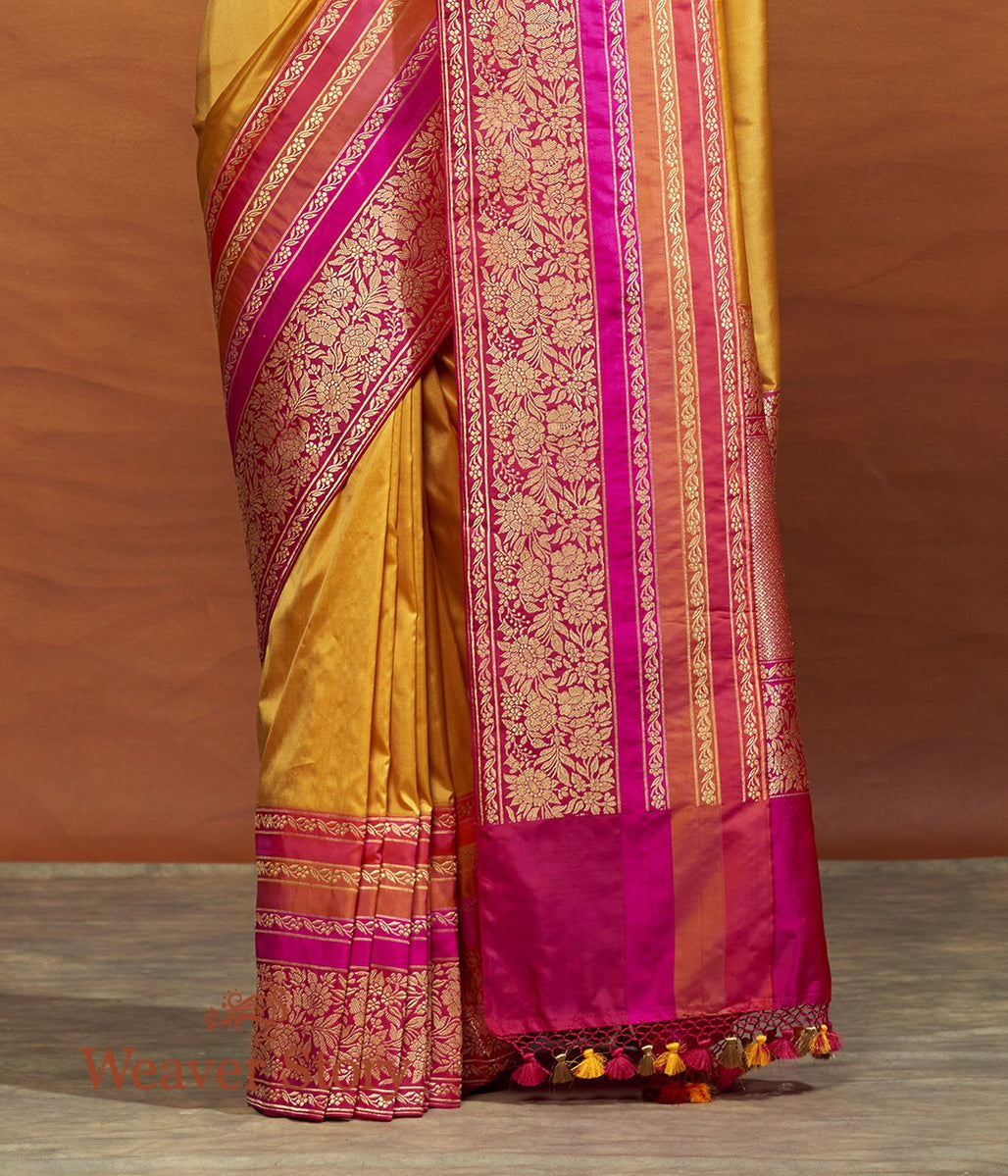 Handloom_Yellow_Plain_Ektara_Saree_with_Pink_Kadhiyal_Border_WeaverStory_04