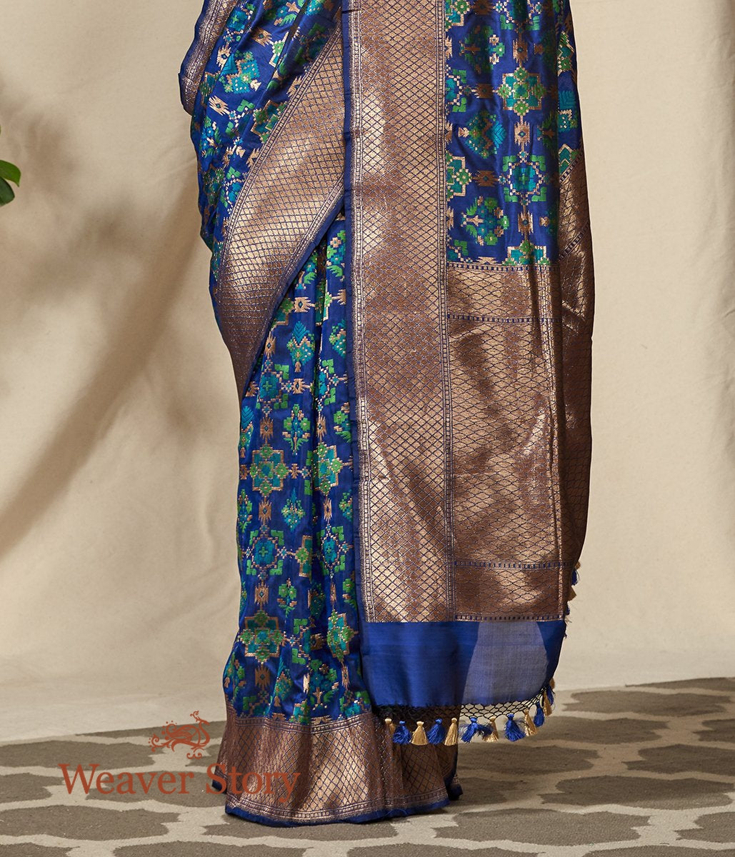 Handwoven_Blue_and_Green_Antique_Zari_Banarasi_Patola_Saree_WeaverStory_04