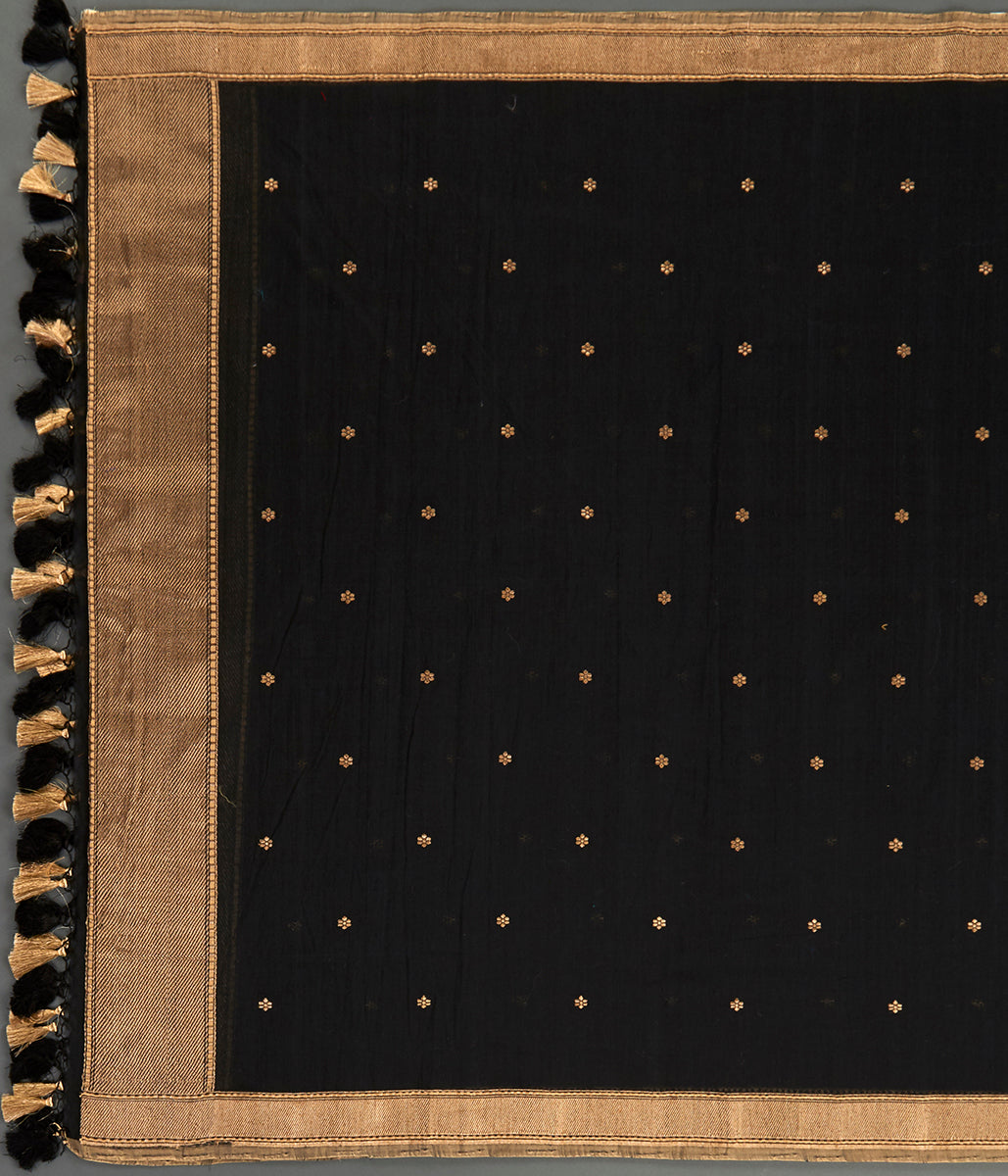 Suit_Set_-_Handwoven_Offwhite_Linen_Kurta_with_Black_Dupatta_WeaverStory_05