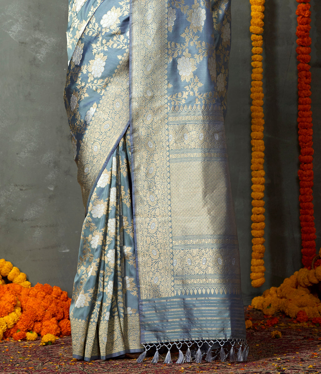 Handwoven_Grey_Angoor_Jangla_Ektara_Weave_Saree_WeaverStory_04