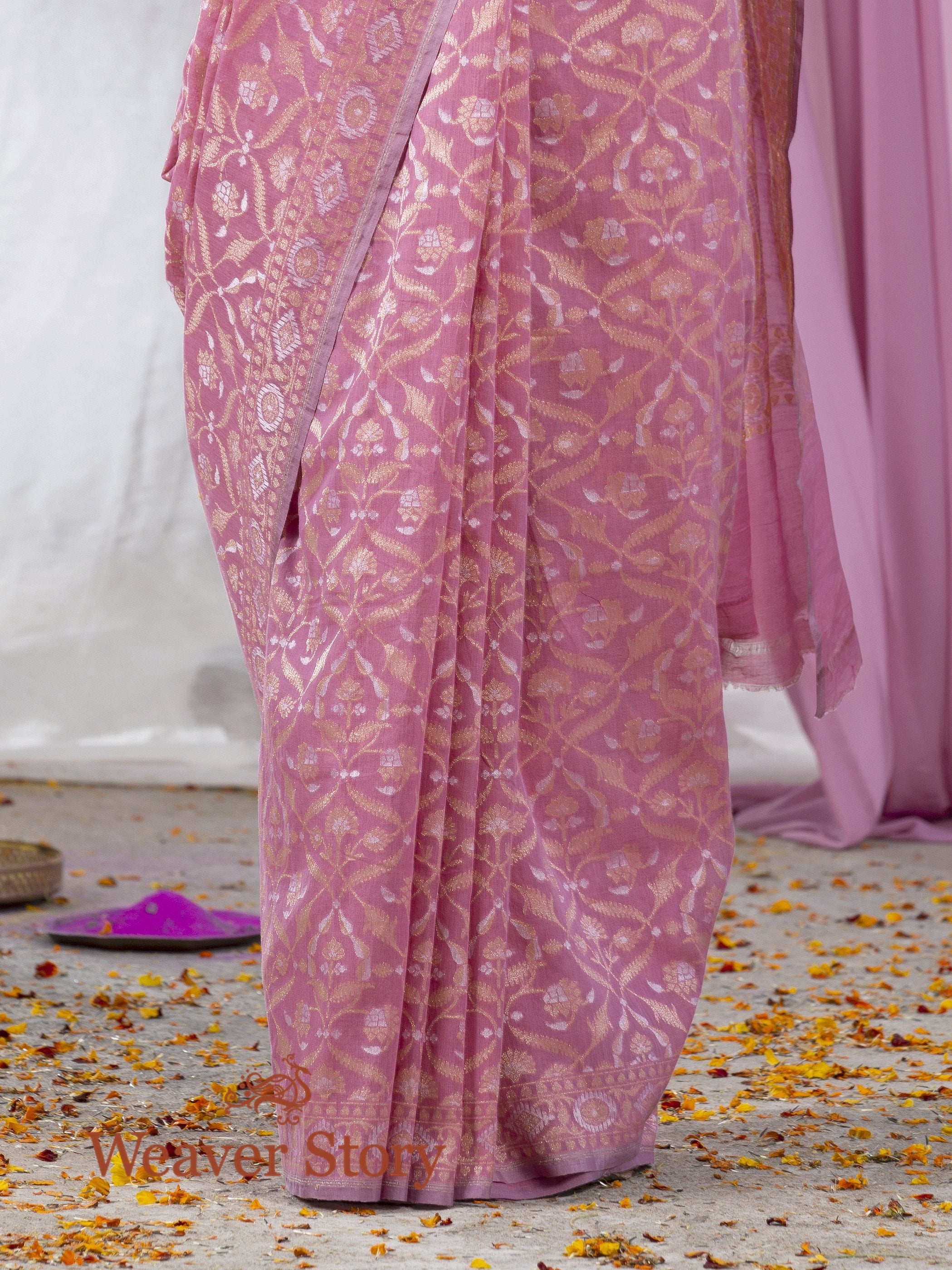 Handwoven_Rose_Pink_Banarasi_Cotton_Jamdani_Saree_WeaverStory_04