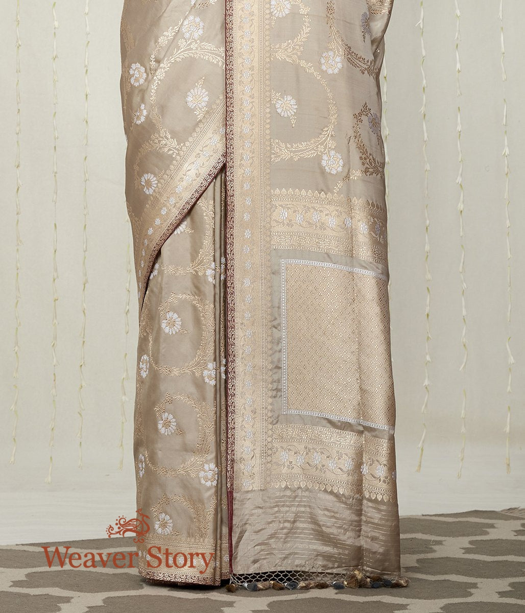 Handwoven_Grey_Sona_Rupa_Kadhwa_Jangla_Saree_WeaverStory_04