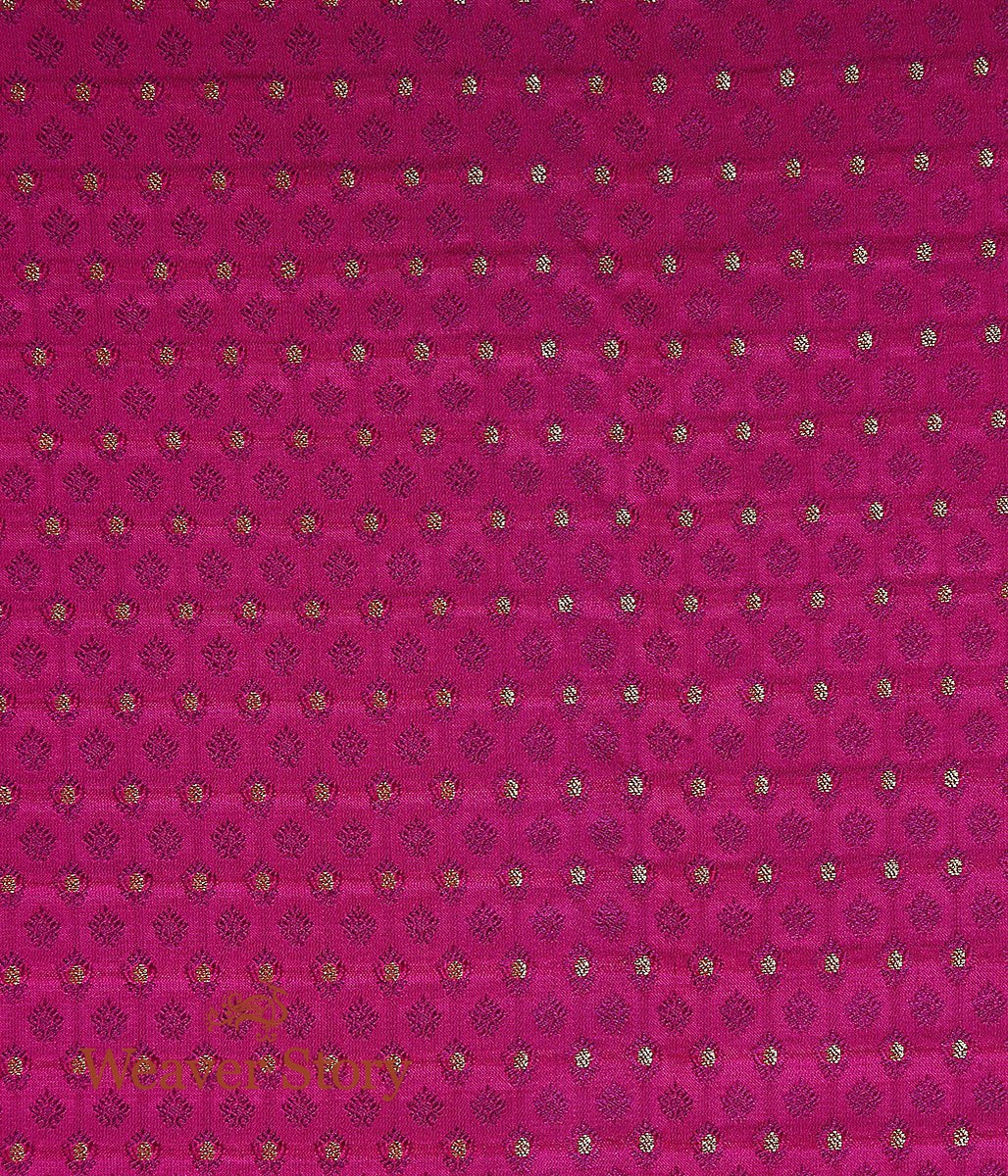 Handloom_Hot_Pink_Tanchoi_Fabric_WeaverStory_04