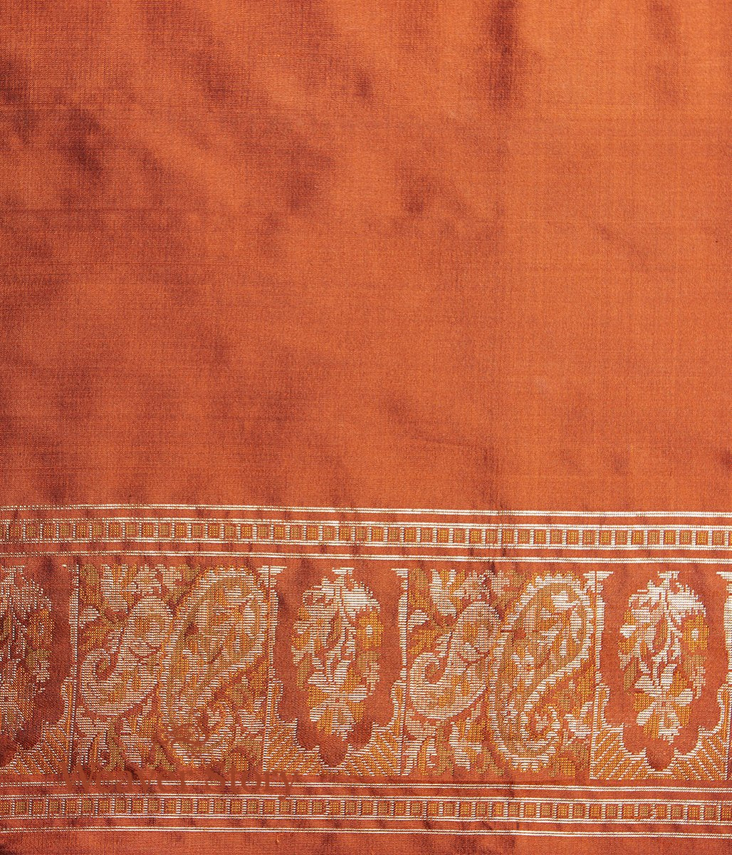 Handwoven_Rust_Banarasi_Gharchola_Saree_WeaverStory_05
