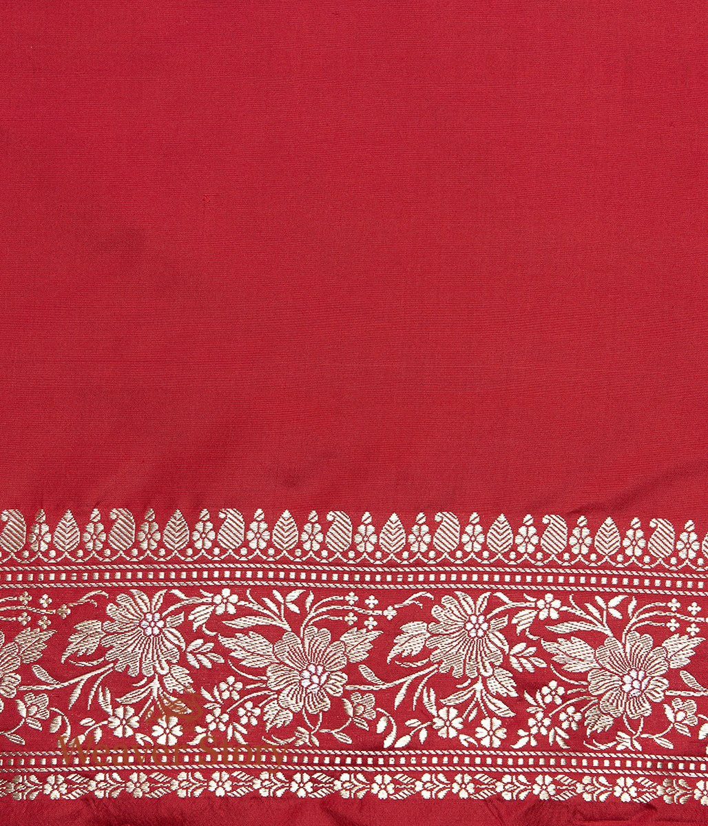 Handwoven_Red_and_Orange_Kadhwa_Rangkaat_Jangla_Saree_WeaverStory_05