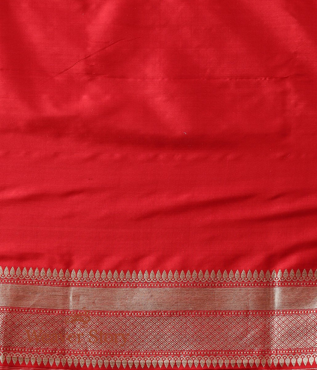 Handloom_Red_Kadhwa_Jangla_Saree_WeaverStory_05