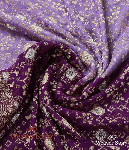 Handwoven_Banarasi_Georgette_Cutwork_Dupatta_in_Dual_Shade_of_Plum_and_Lavender_WeaverStory_05