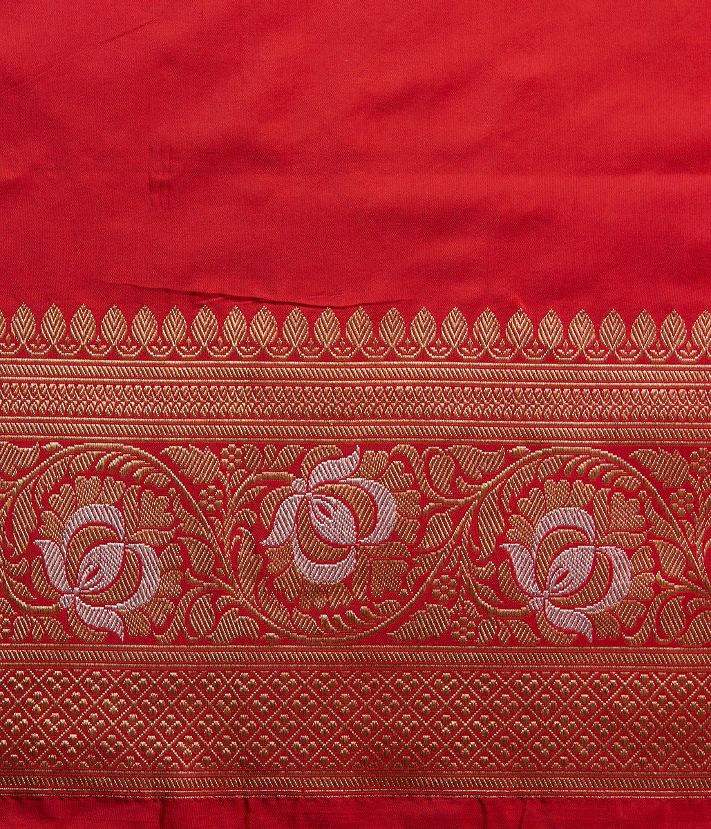 Handwoven_Red_Heavy_Kadhwa_Jangla_Saree_WeaverStory_05