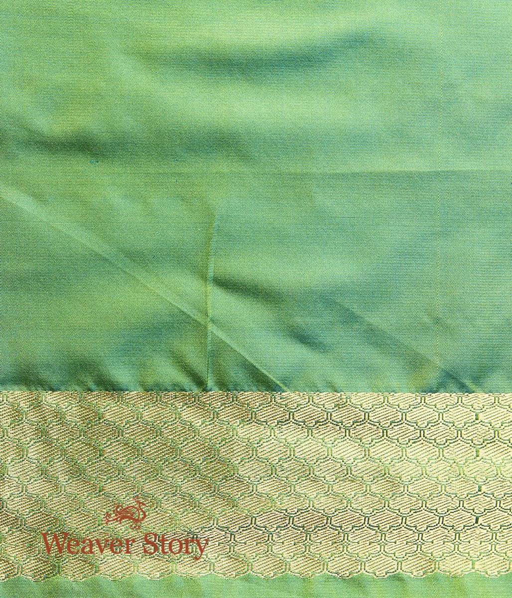 Handwoven_Green_and_Blue_Satin_Reshmi_Jamawar_Saree_WeaverStory_05