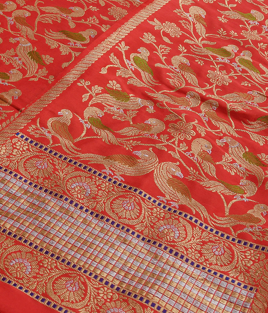 Red_Handloom_Kadhwa_Banarasi_Lehenga_with_Meenakari_WeaverStory_05