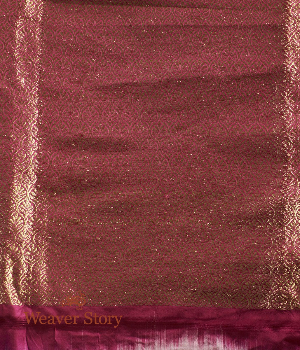 Handwoven_Bottle_Green_Dual_Tone_Saree_with_Kadhwa_Booti_WeaverStory_05