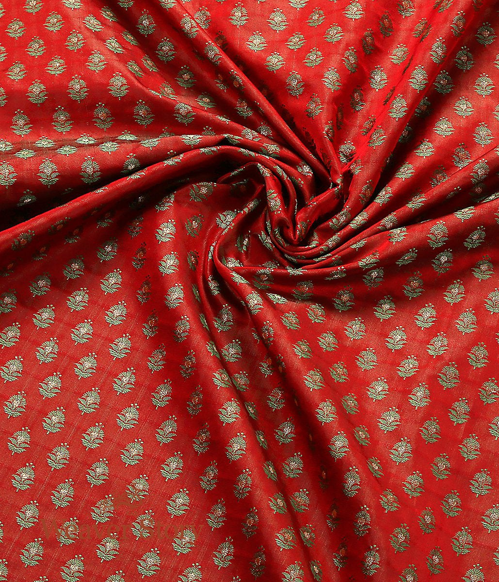 Handloom_Red_Green_Zari_Booti_Tanchoi_Fabric_WeaverStory_05