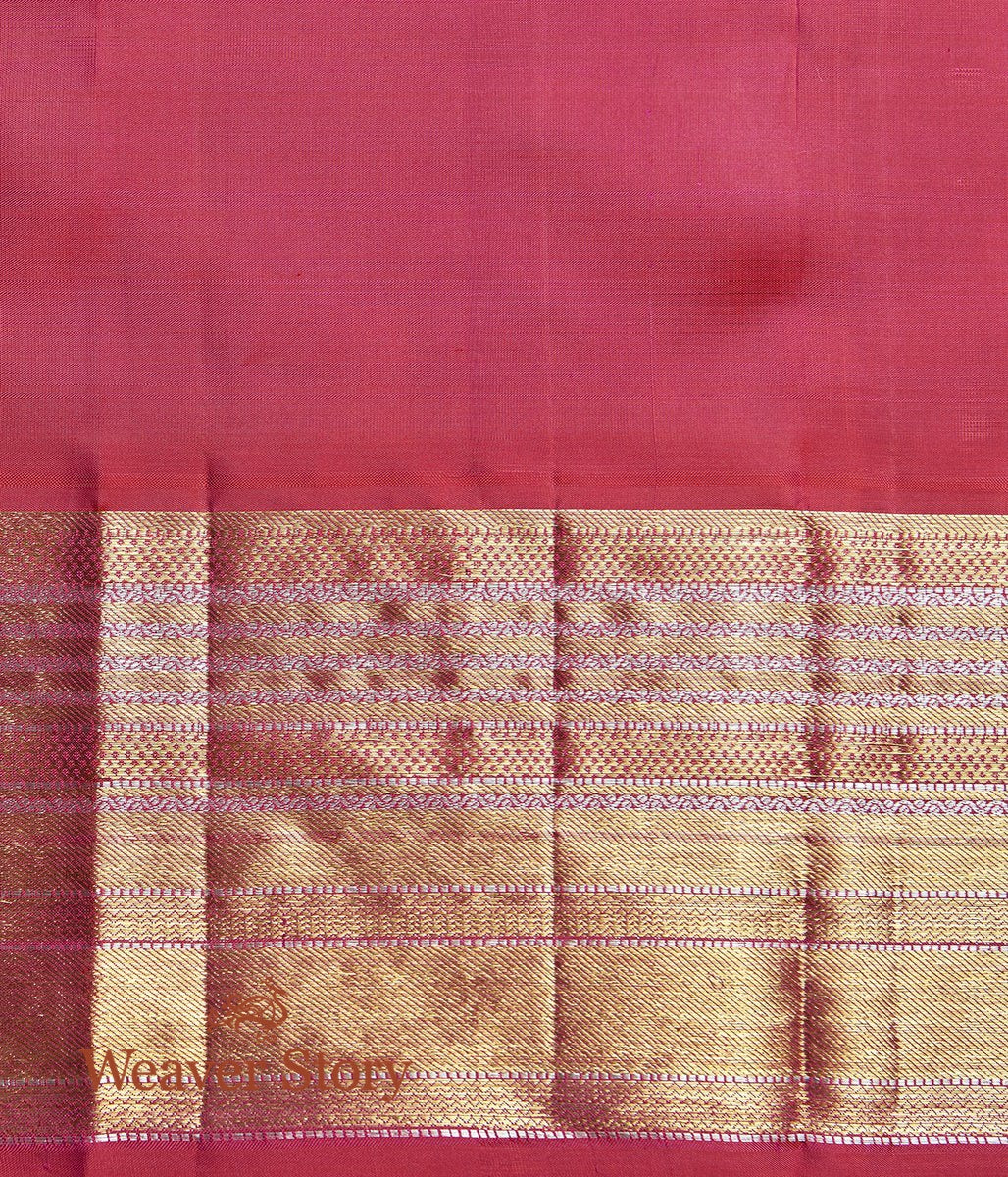 Handloom_Green_Kanjivaram_Silk_Saree_with_Pink_Border_WeaverStory_05