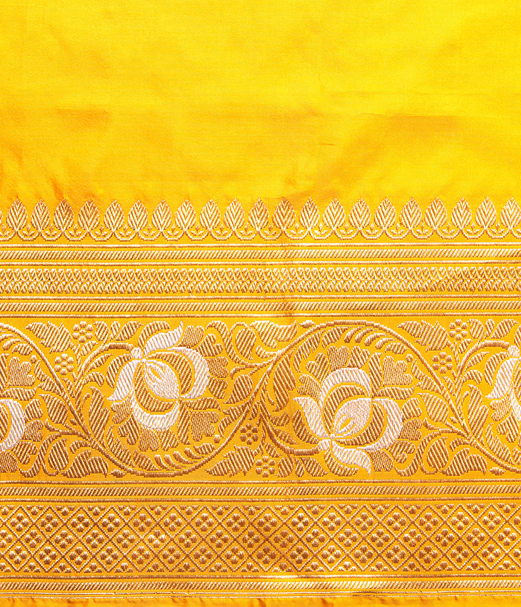 Handloom_Yellow_Kadhwa_Jangla_Saree_WeaverStory_05