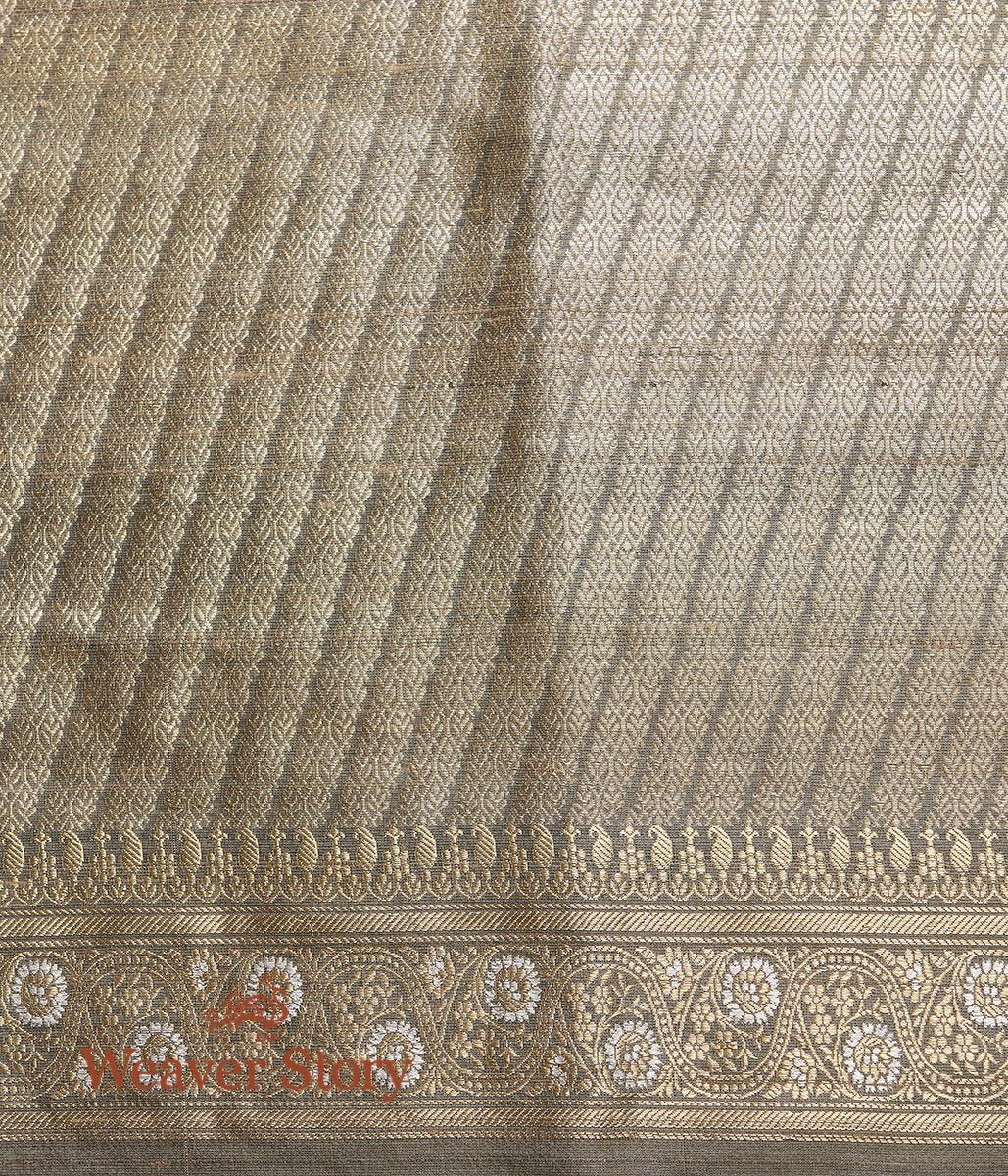 Handloom_Grey_Tusser_Silk_Banarasi_Saree_with_Kadhwa_Border_WeaverStory_05